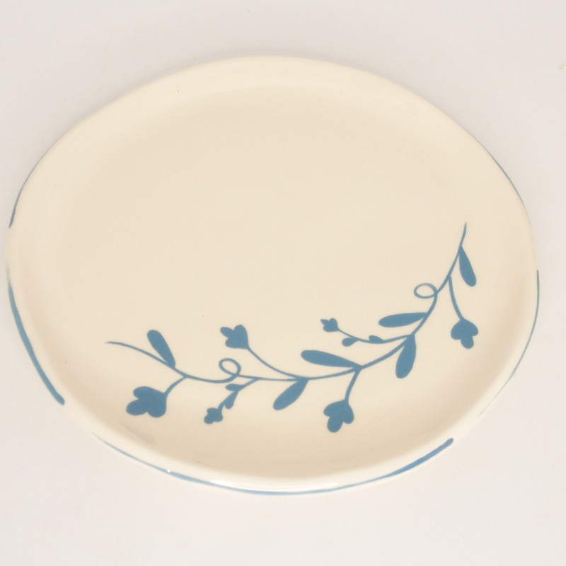 Πιάτo κεραμικό με μπλε λουλούδια