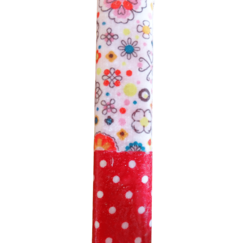 Λαμπάδα κόκκινη με λουλούδια και πουά