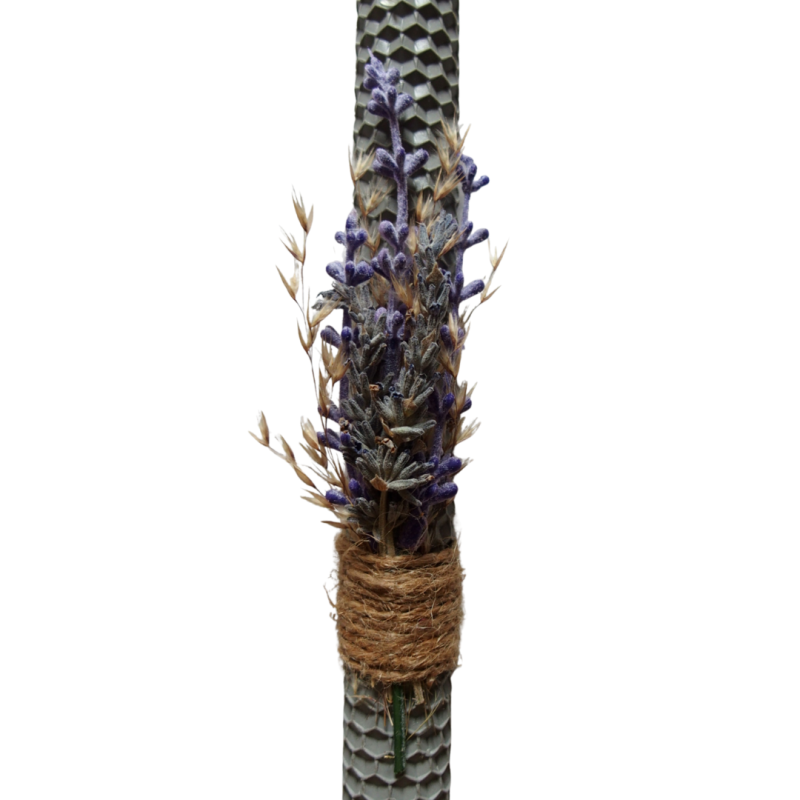 Λαμπάδα από γκρι κηρήθρα με αποξηραμένη λεβάντα