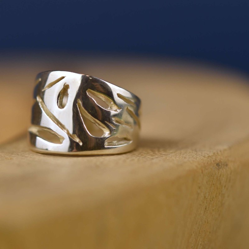 Δαχτυλίδι διάτρητο