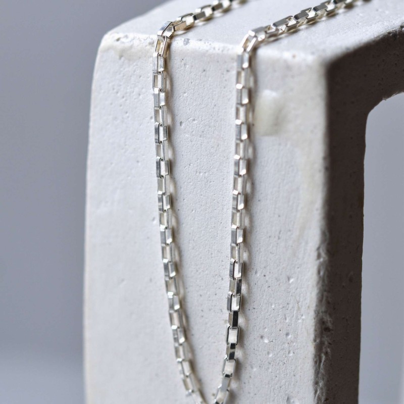 Ασημένια αλυσίδα