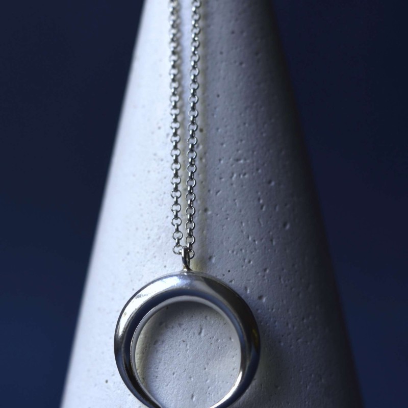 Κολιέ πέταλο