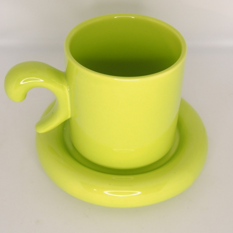 Κούπα με ανοιχτή λαβή