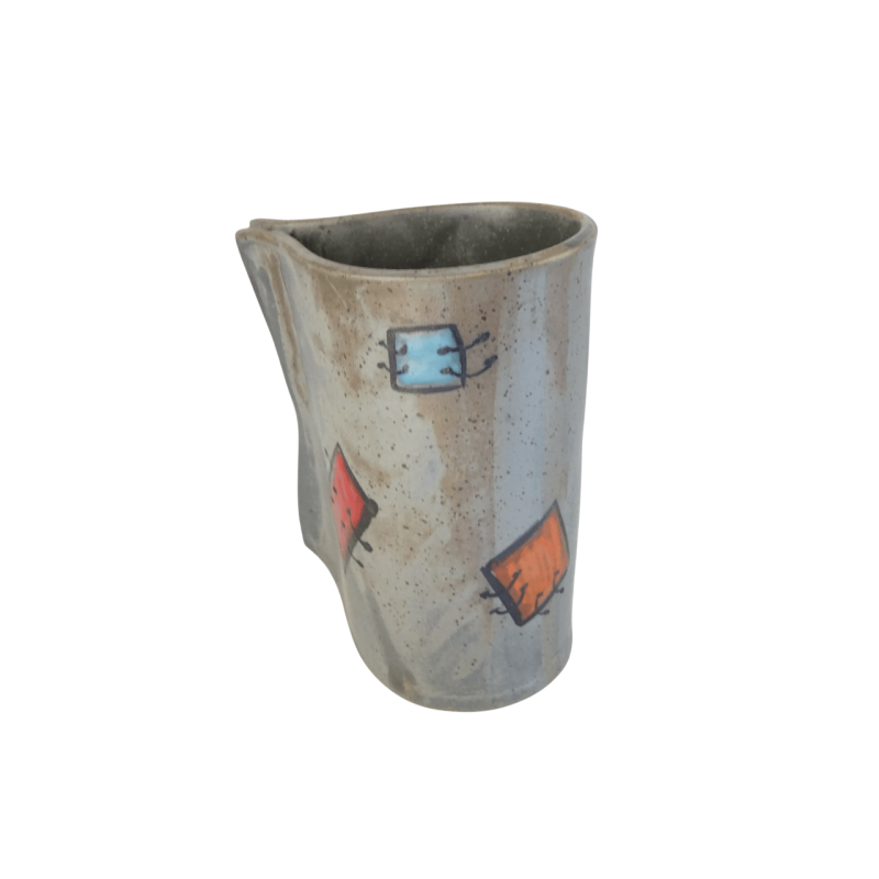 Κεραμική κούπα γκρι με μπαλώματα