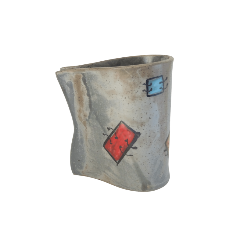 Κεραμική κούπα γκρι με μπαλώματα