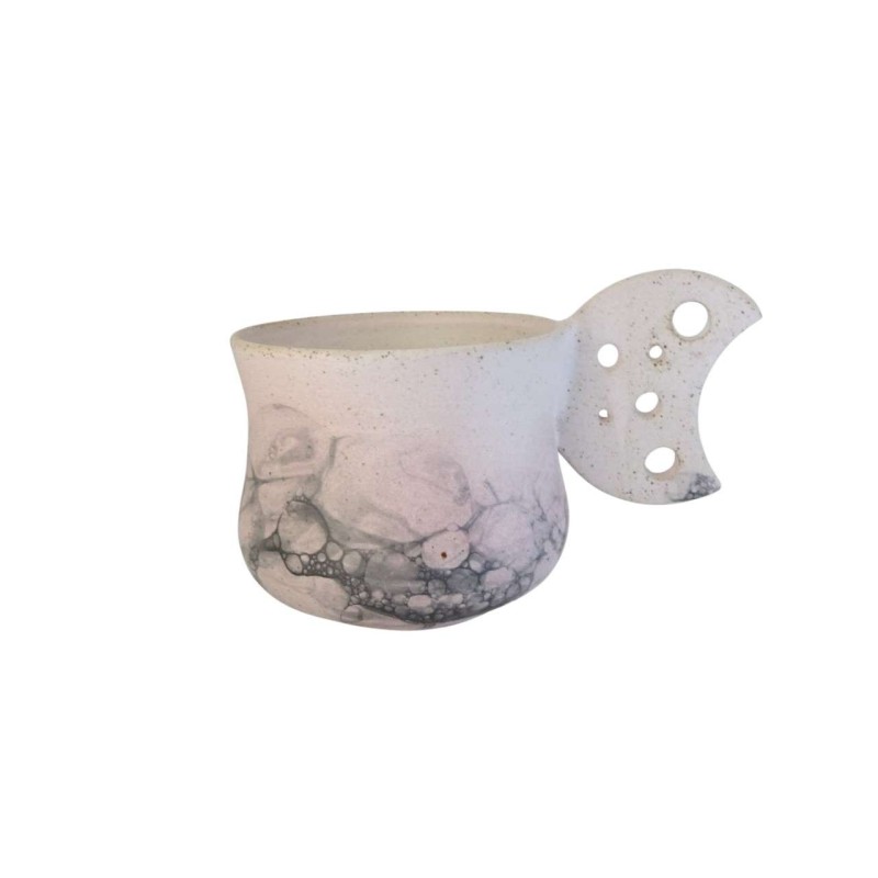 Κεραμική κούπα γκρι-λευκή με χερούλι φεγγάρι