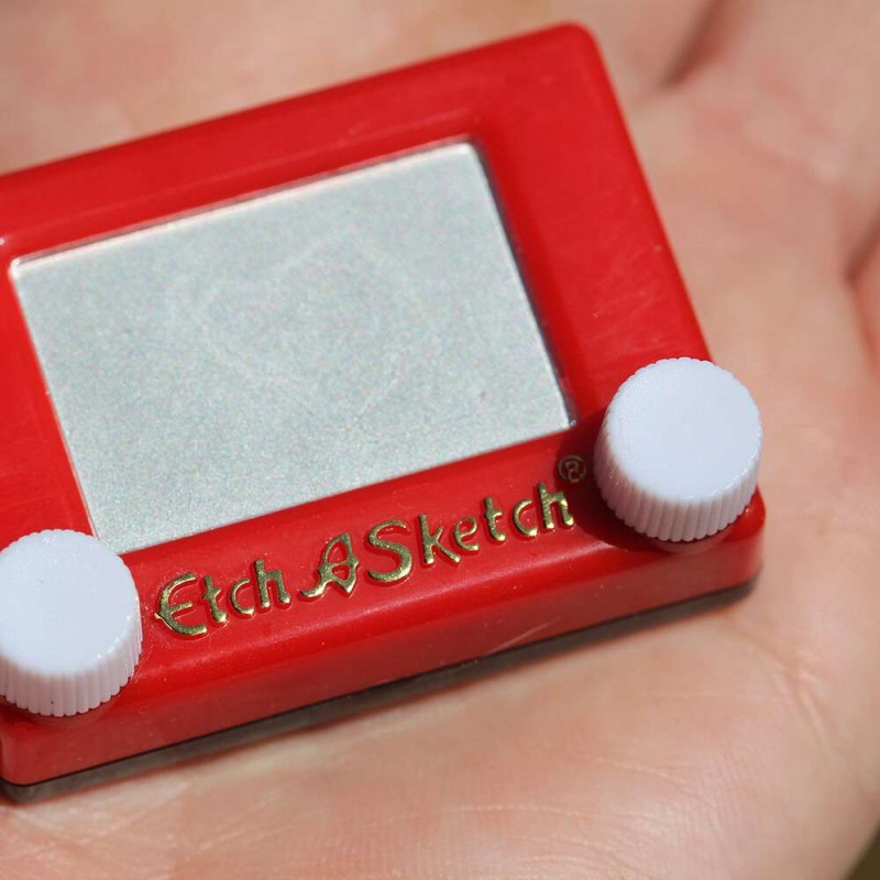 Μινιατούρα: World’s Smallest Etch a Sketch