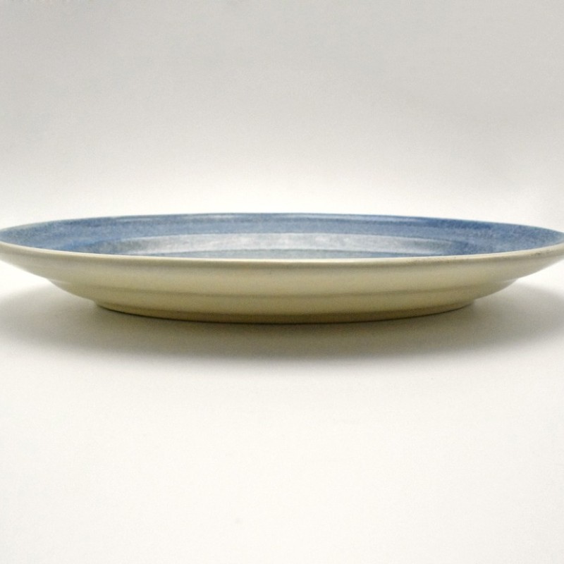 Πιατέλα οβάλ λευκός πηλός με χταπόδι σε μπλε φόντο